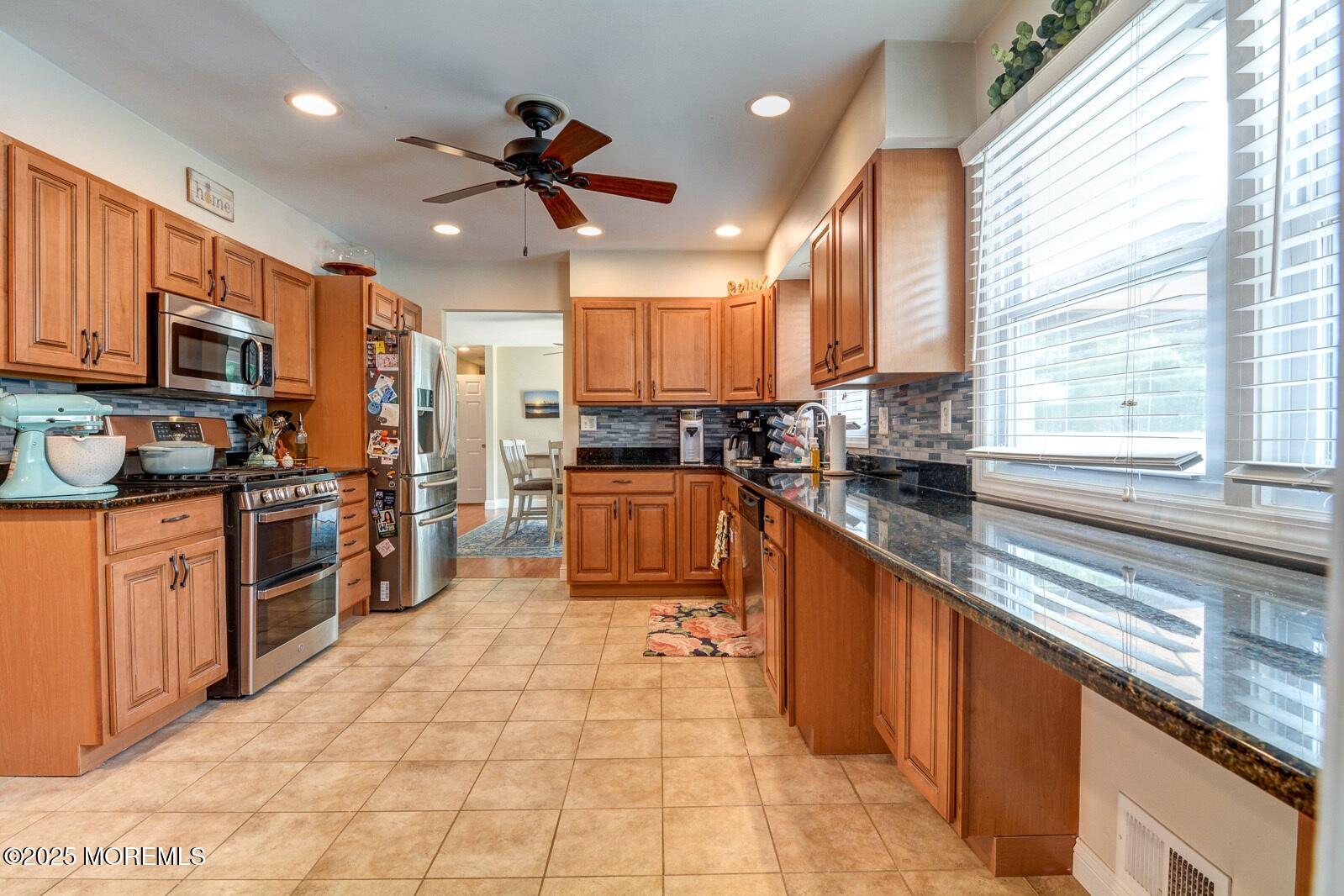 991 Alexandria Drive, Toms River, New Jersey image 6