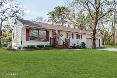 Photo of 1532 6th Avenue, Toms River, NJ 08757 (MLS # 22610887)