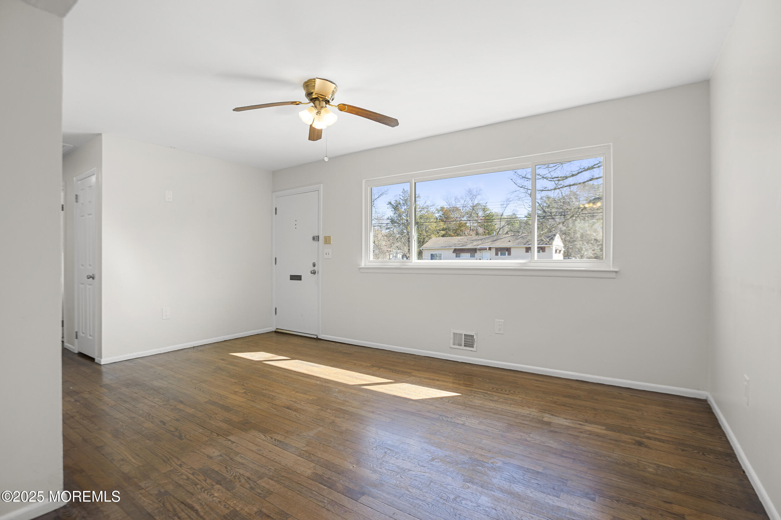 207 Ardmore Avenue, Toms River, New Jersey image 7