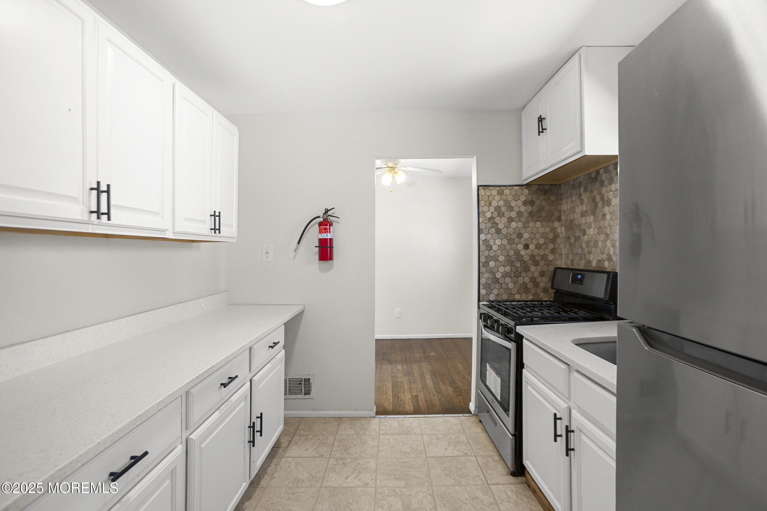 207 Ardmore Avenue, Toms River, New Jersey image 13