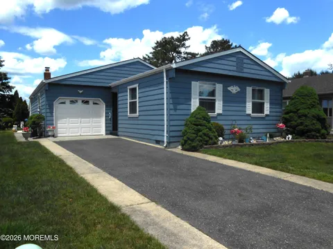 46 Woodstock Drive, Toms River, NJ 08757 - #: 22615953