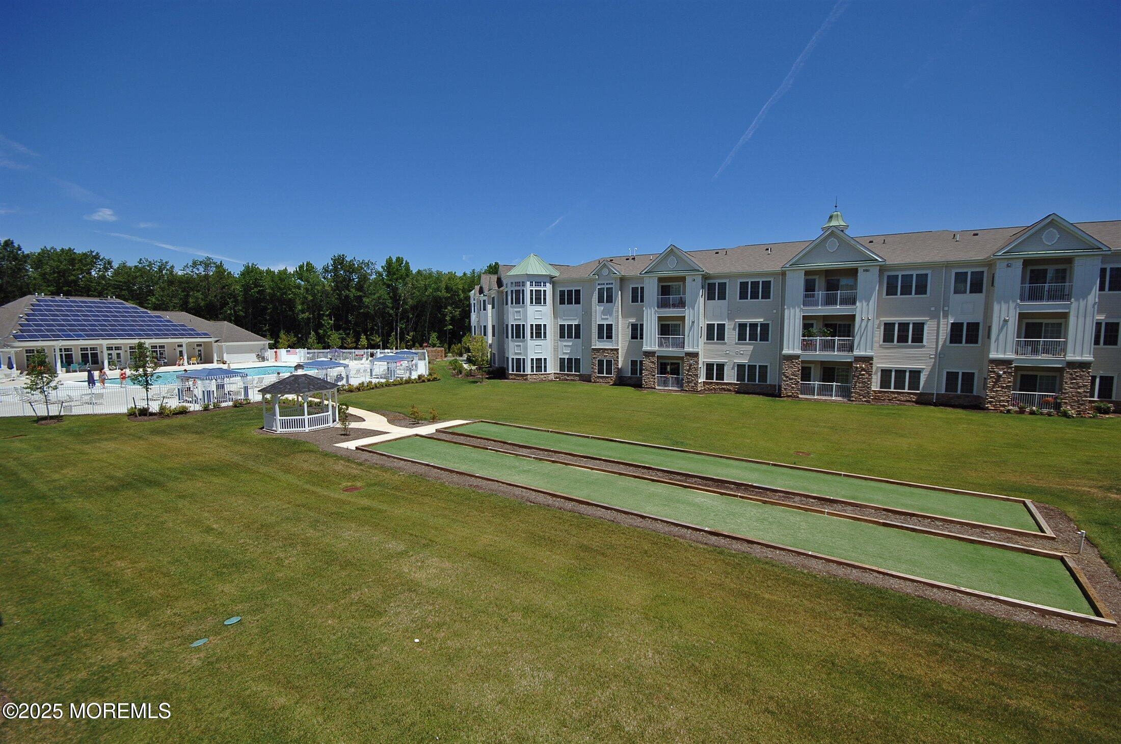 10318 Falston Circle #318, Old Bridge, New Jersey image 33