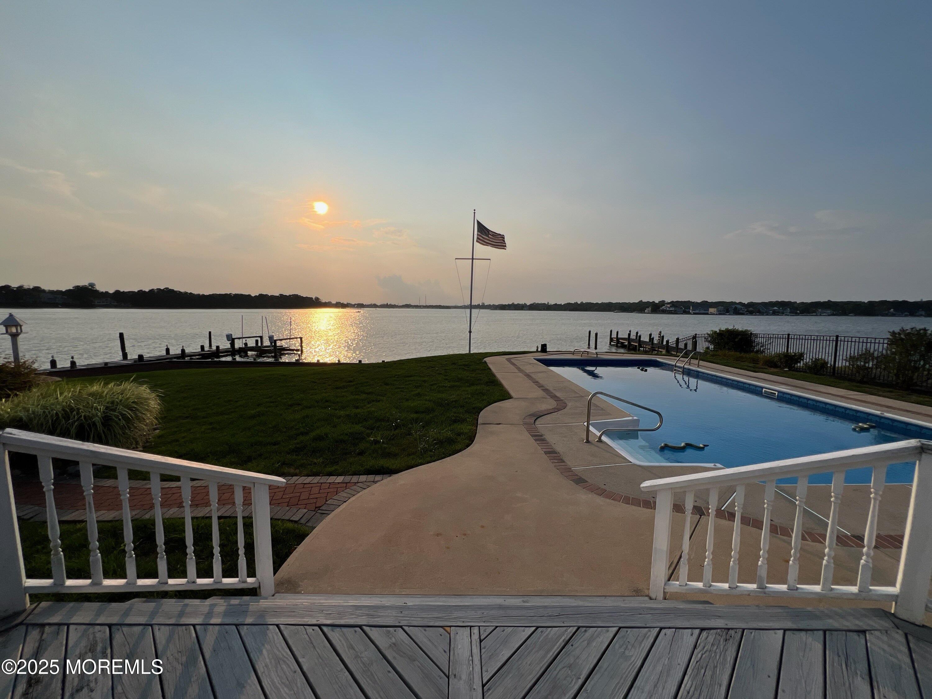 100 Lincoln Avenue, Pine Beach, New Jersey image 8