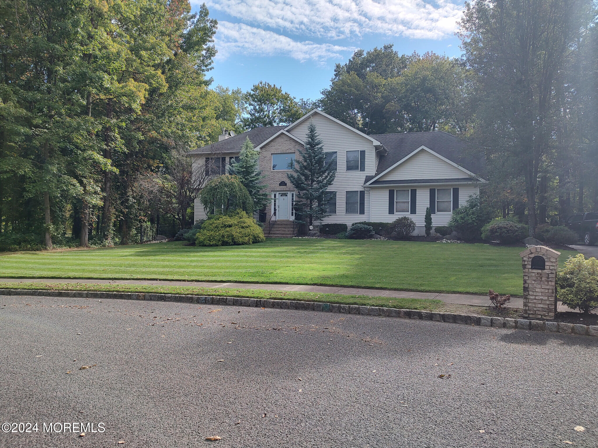 3 Guinevere Road, Monroe Township, New Jersey image 3