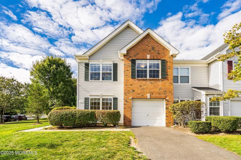 Photo of 207 Windsong Circle #4, East Brunswick, NJ 08816 (MLS # 22531026)