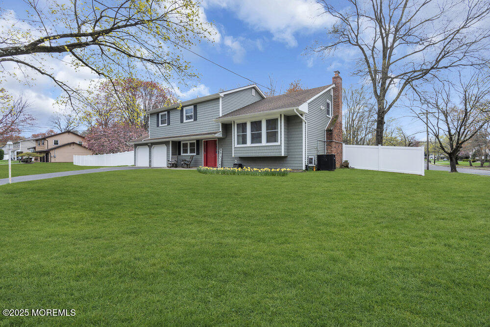 51 Sandburg Drive, Marlboro, New Jersey image 2