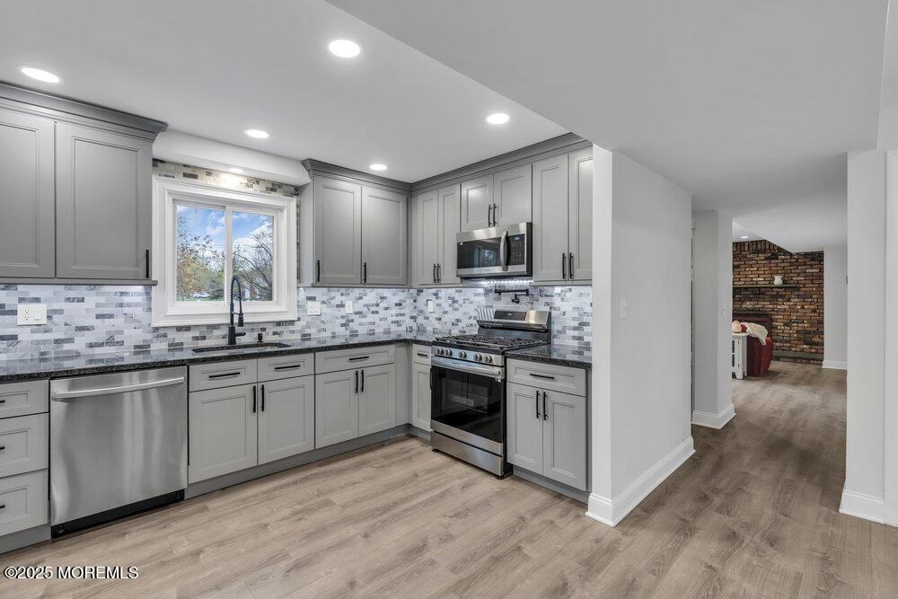 51 Sandburg Drive, Marlboro, New Jersey image 9