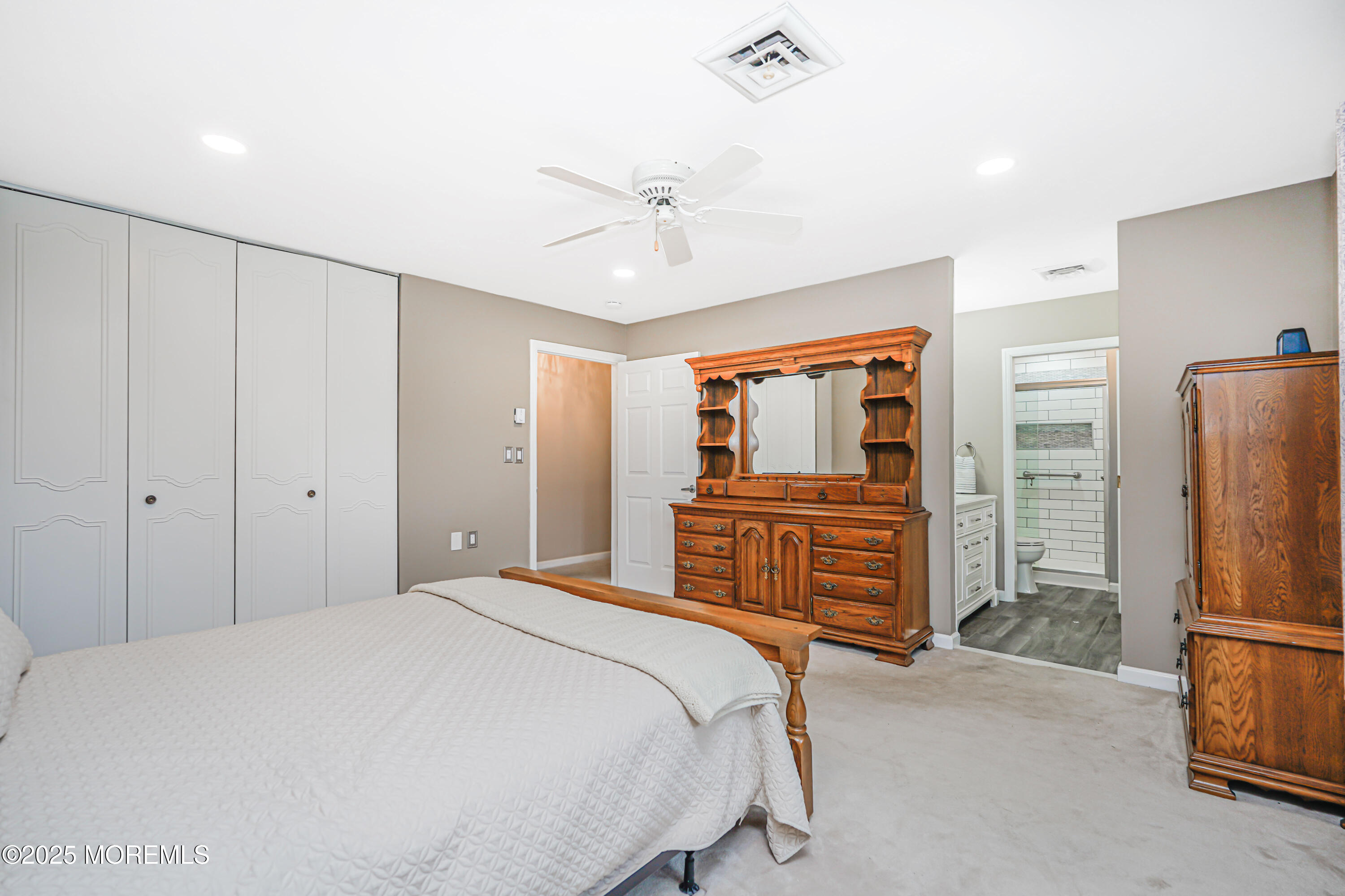 1184 A Clydebank Court, Lakewood, New Jersey image 21