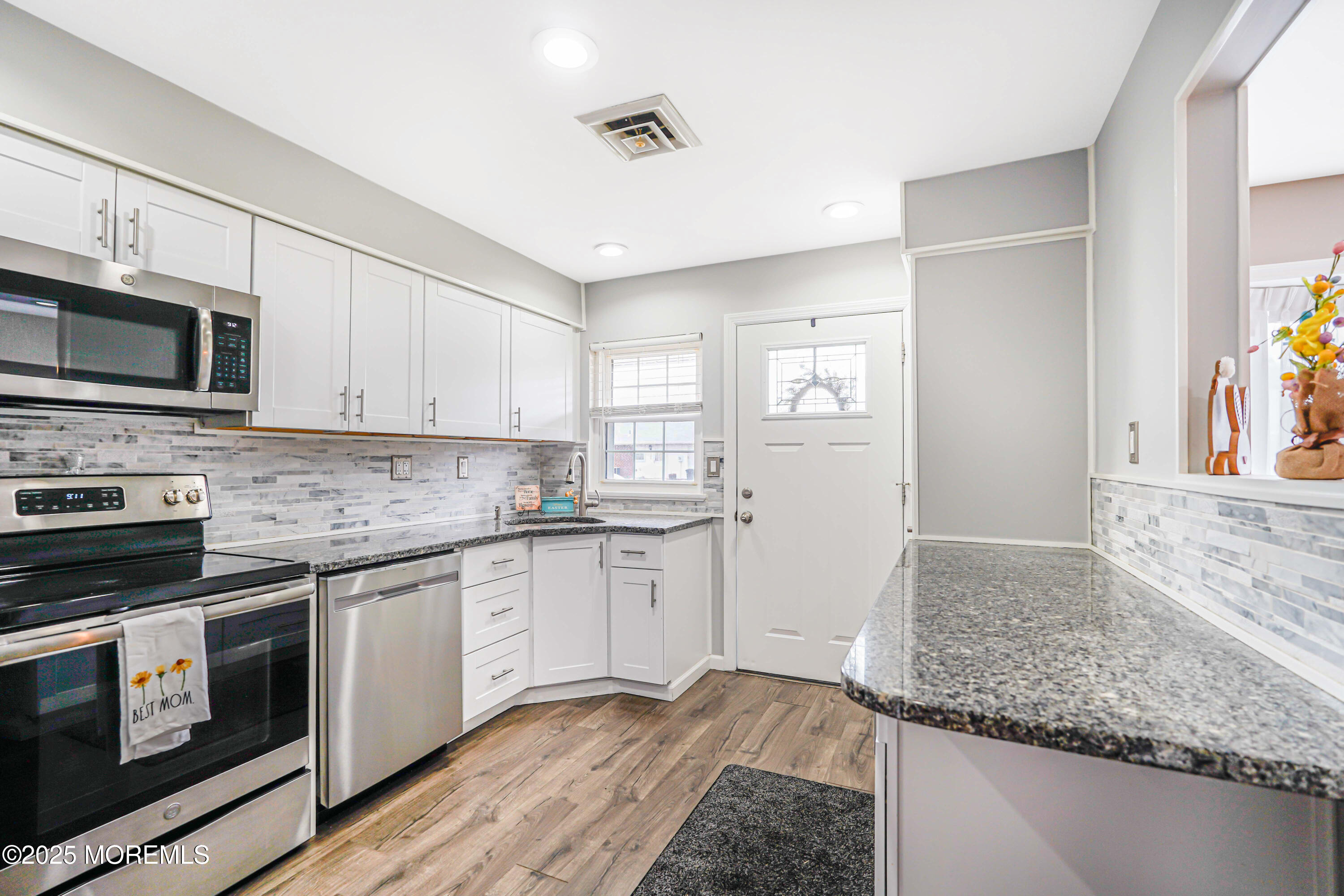 1184 A Clydebank Court, Lakewood, New Jersey image 7