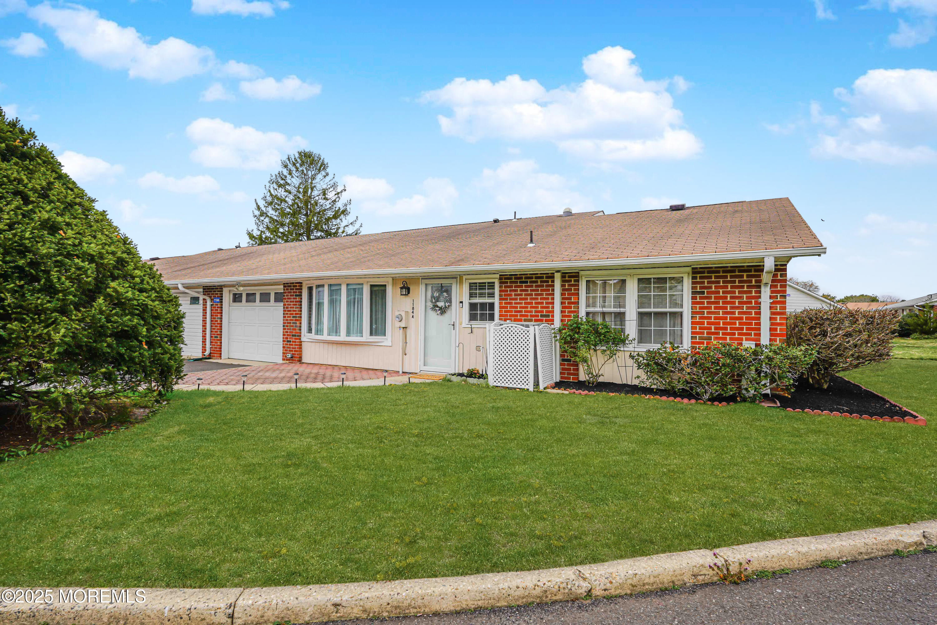 1184 A Clydebank Court, Lakewood, New Jersey image 2