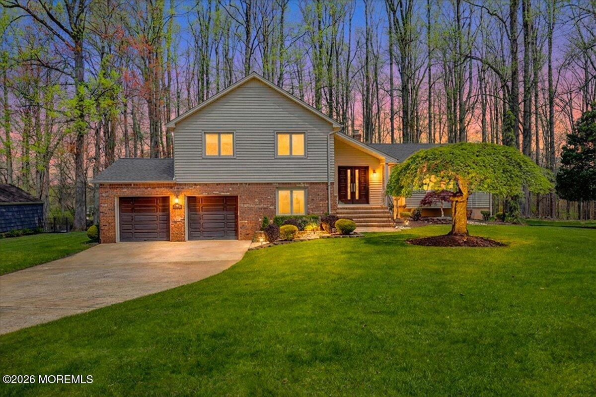 Freehold, New Jersey, 07728, United States, 4 Bedrooms Bedrooms, ,4 BathroomsBathrooms,Residential,Active,2037516