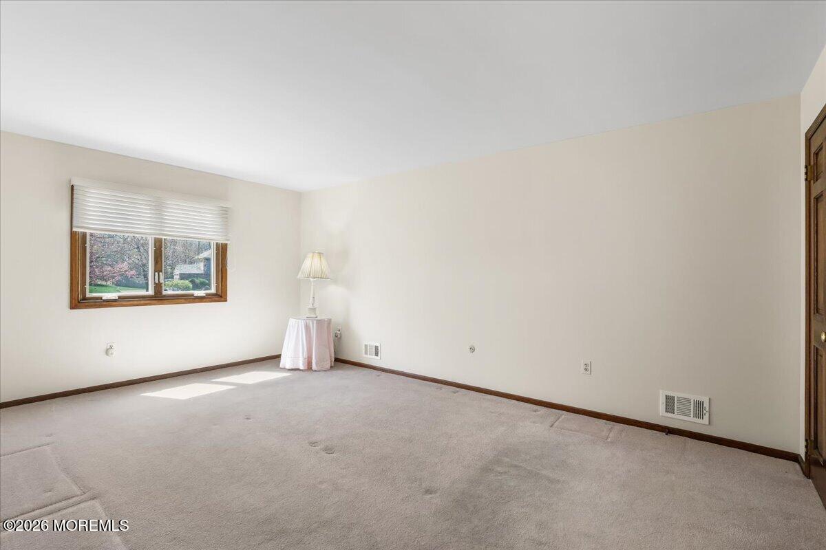 Freehold, New Jersey, 07728, United States, 4 Bedrooms Bedrooms, ,4 BathroomsBathrooms,Residential,Active,2037516