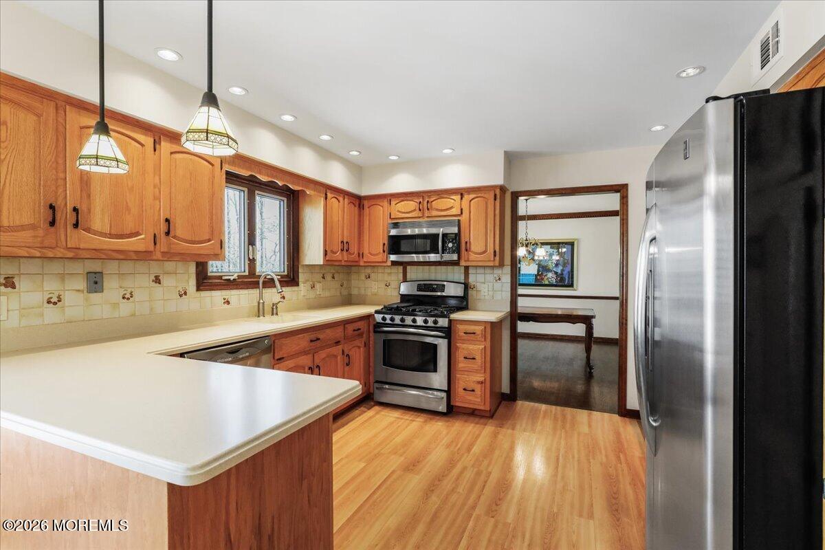 Freehold, New Jersey, 07728, United States, 4 Bedrooms Bedrooms, ,4 BathroomsBathrooms,Residential,Active,2037516