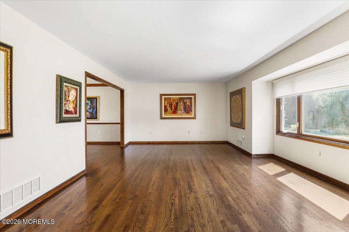 Freehold, New Jersey, 07728, United States, 4 Bedrooms Bedrooms, ,4 BathroomsBathrooms,Residential,Active,2037516