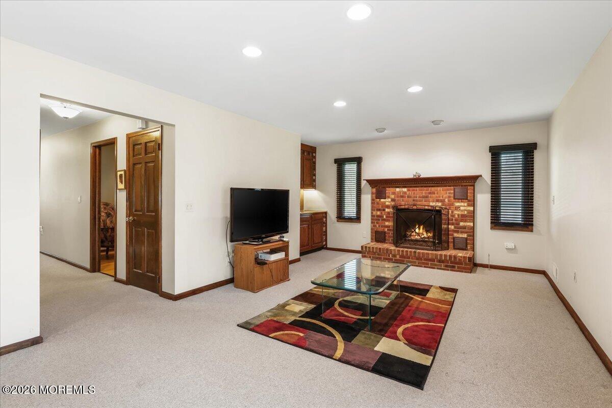 Freehold, New Jersey, 07728, United States, 4 Bedrooms Bedrooms, ,4 BathroomsBathrooms,Residential,Active,2037516