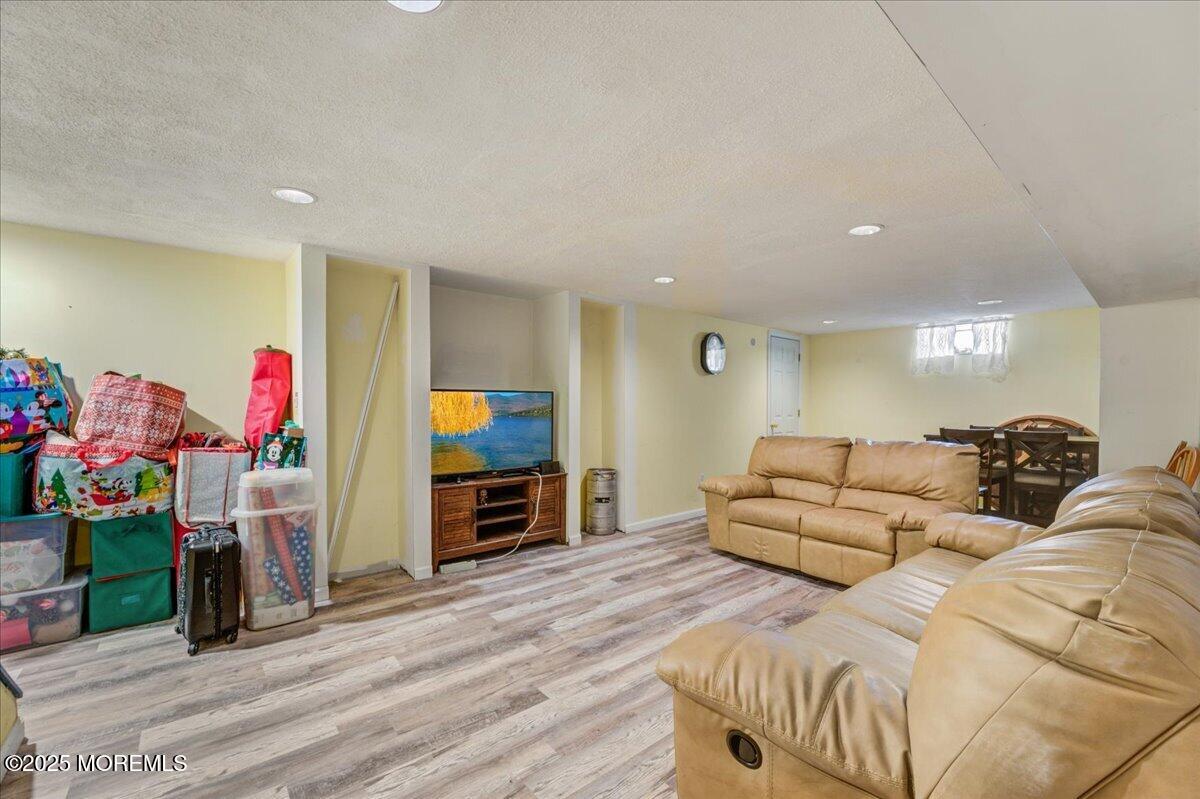218 Kelly Lynn Lane, Brick, New Jersey image 25