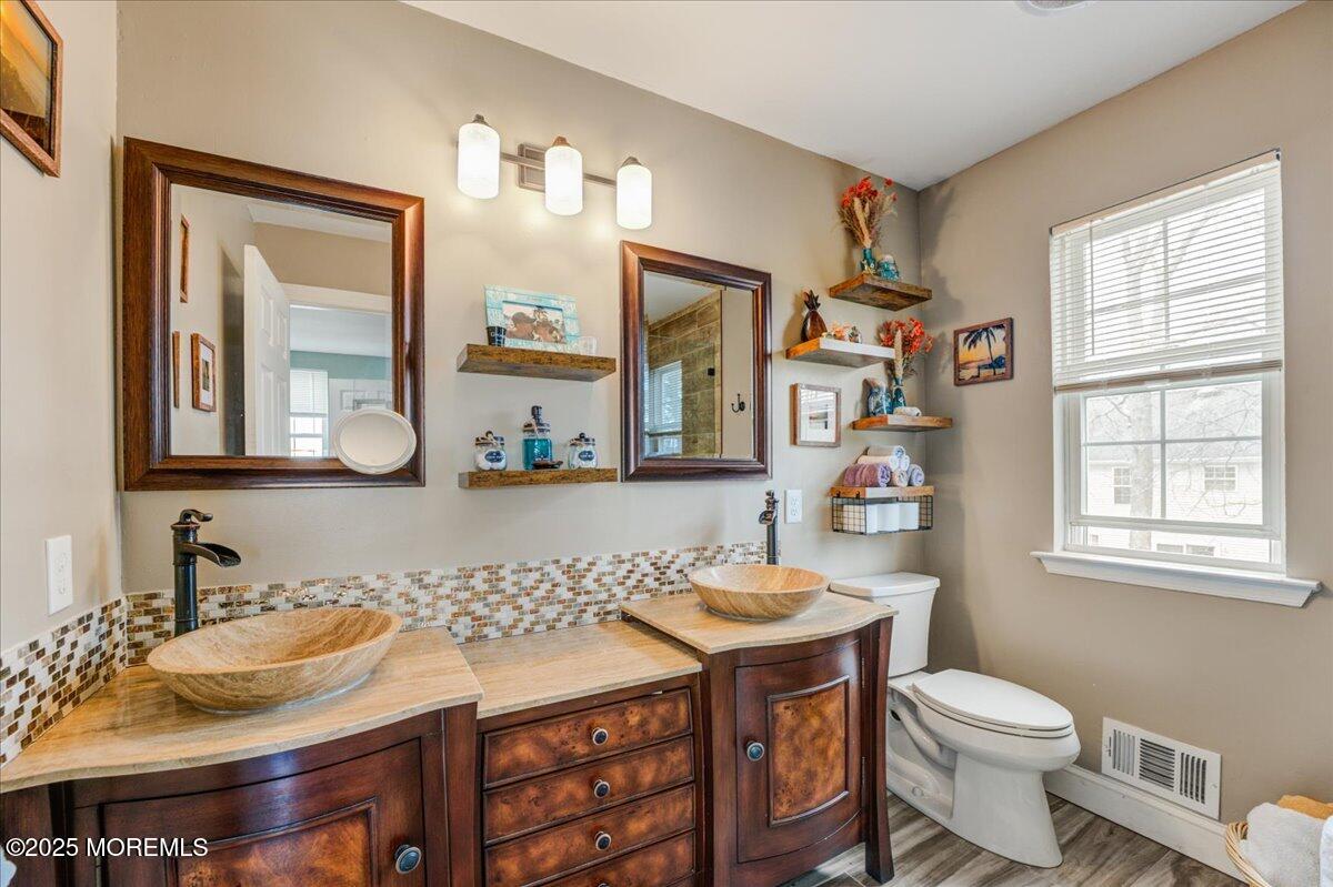 218 Kelly Lynn Lane, Brick, New Jersey image 19