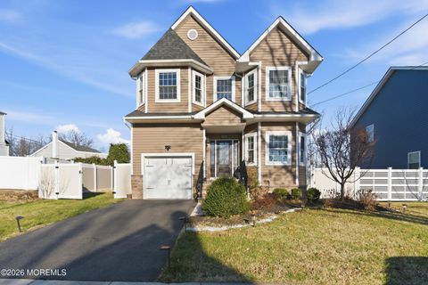 Photo of 40 Bensonhurst Avenue, Fords, NJ 08863 (MLS # 22601358)