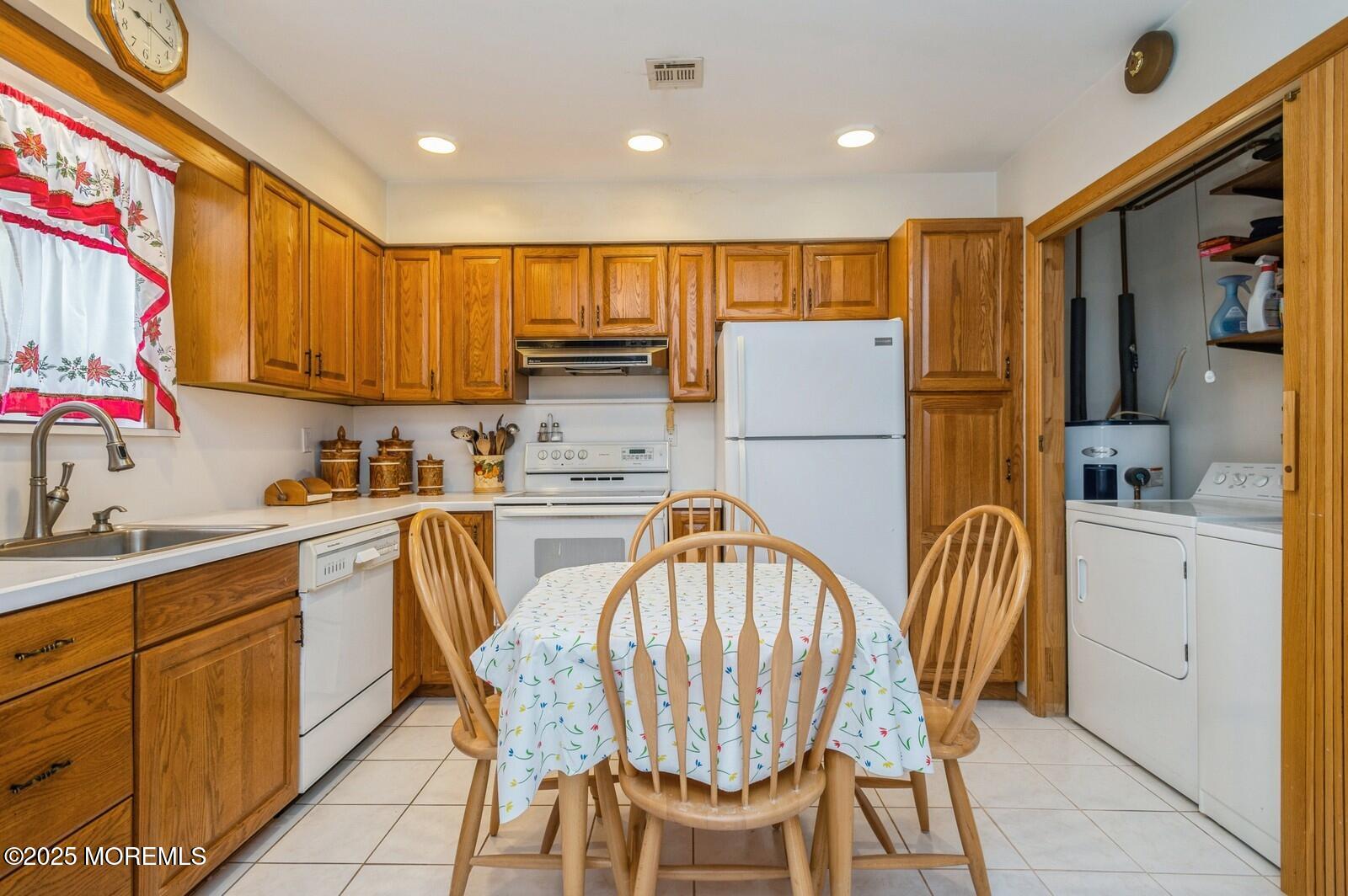 10 Ellsworth Court, Red Bank, New Jersey image 4