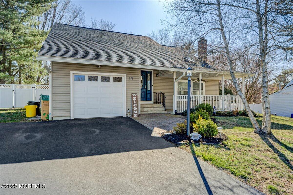 11 Valley Road, Manalapan, New Jersey image 2