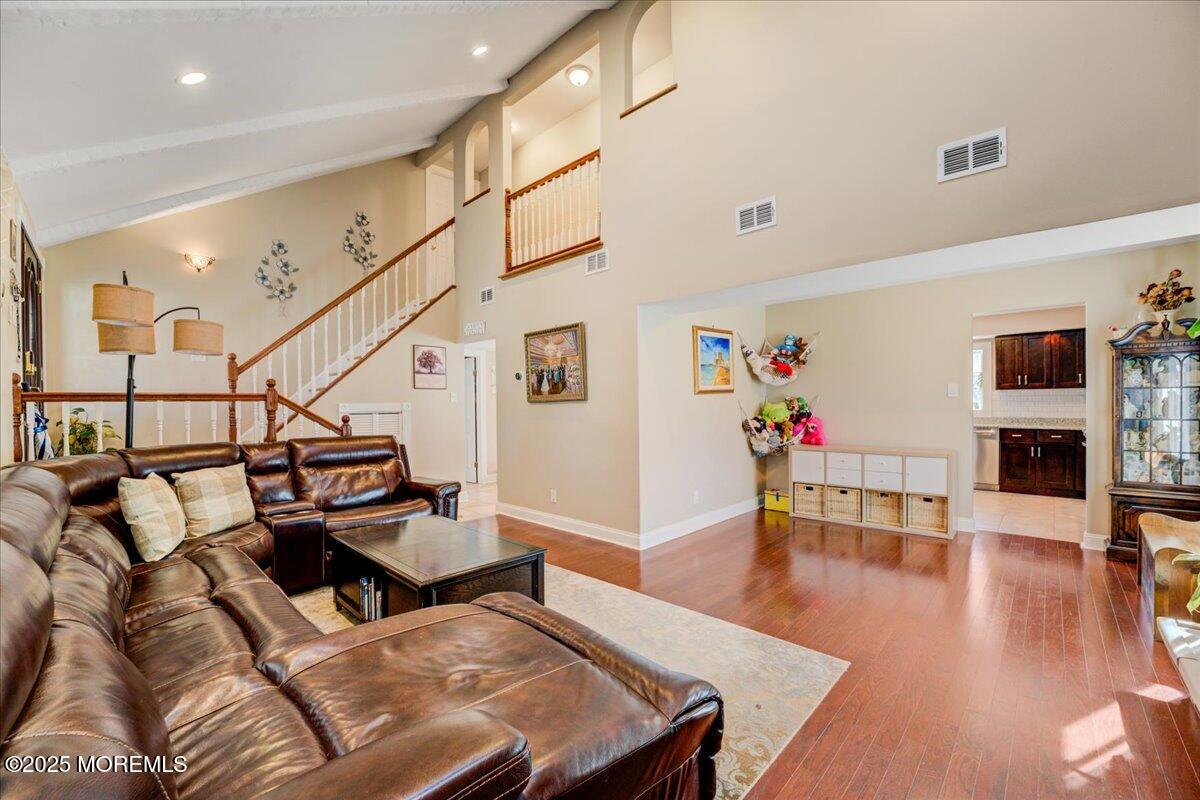 11 Valley Road, Manalapan, New Jersey image 8