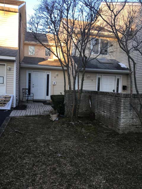 Condo For Rent - 215 W Morgan Avenue #8<br/> Oakhurst, NJ 07755