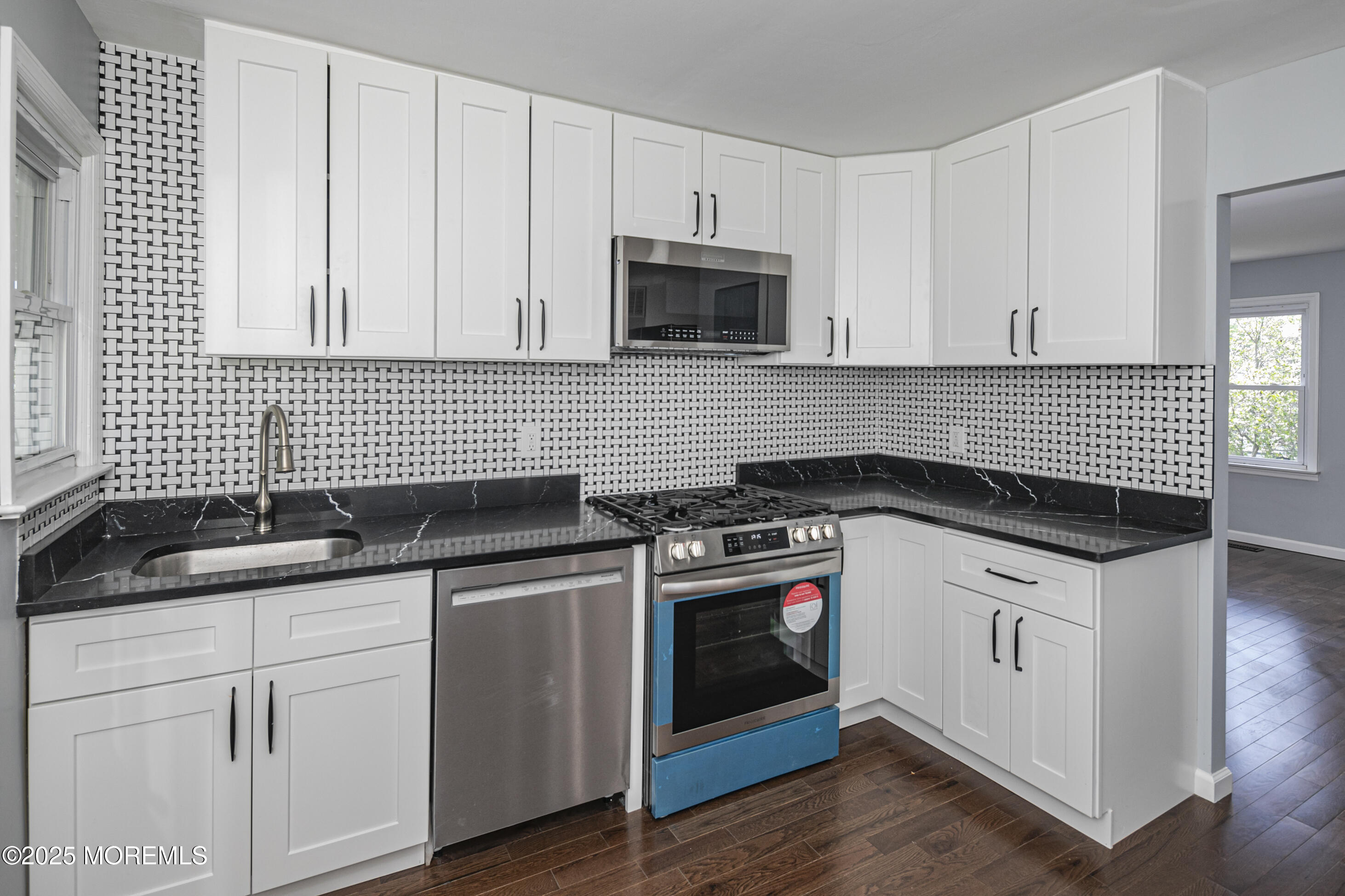 130 Mechanic Street, Hightstown, New Jersey image 11