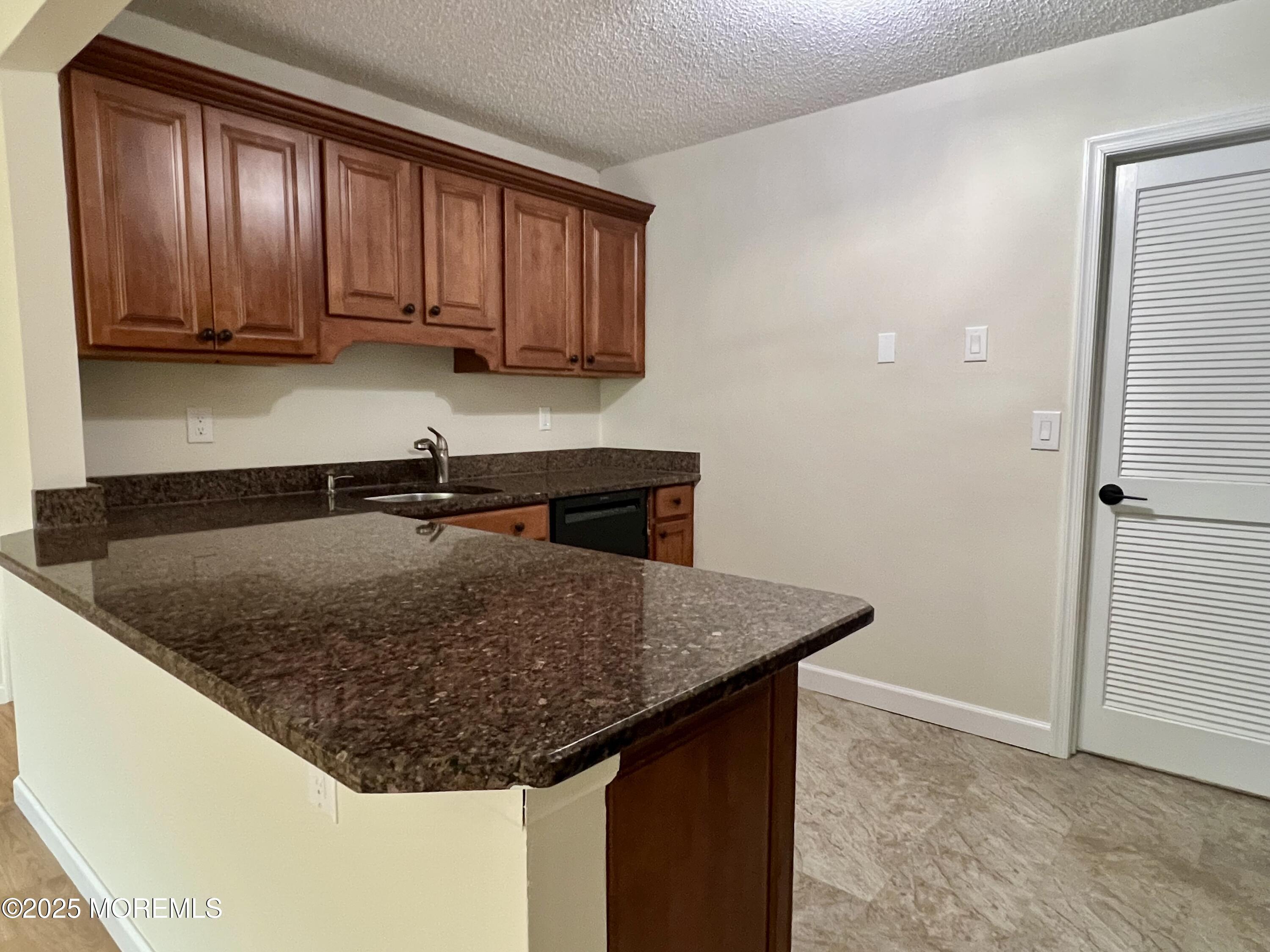 5 Lincoln Court, Tinton Falls, New Jersey image 8