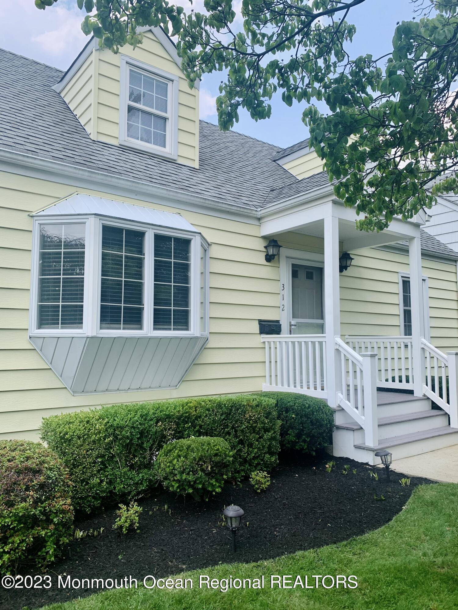 312 Salem Avenue