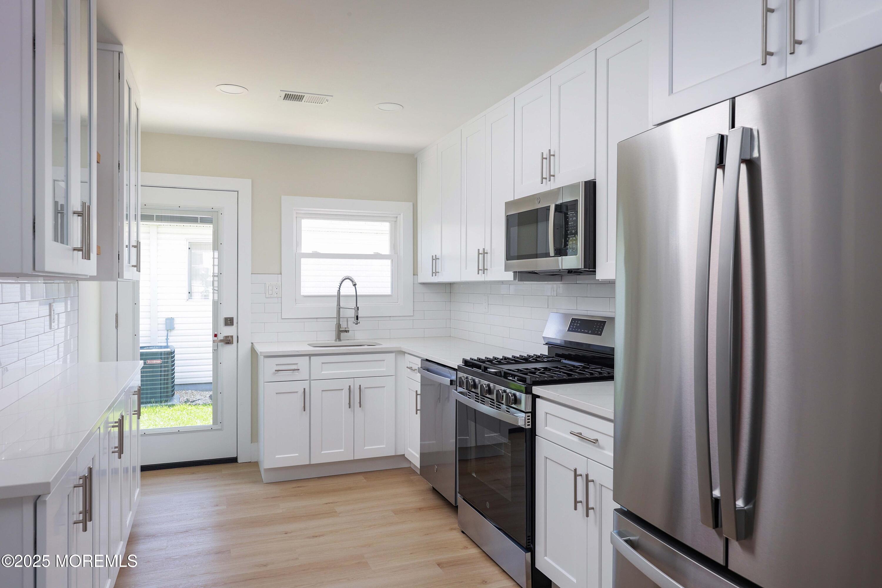 278 Barbados Drive, Toms River, New Jersey image 16