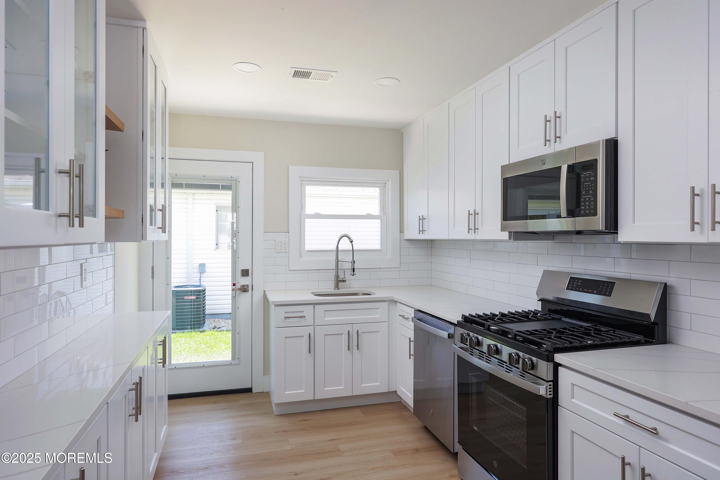 278 Barbados Drive, Toms River, New Jersey image 17