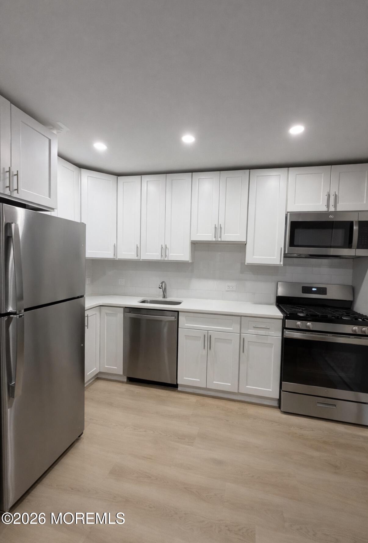 364 Westwood Avenue 52