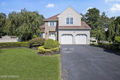Photo of 8 Coral Drive, Howell, NJ 07731 (MLS # 22530068)
