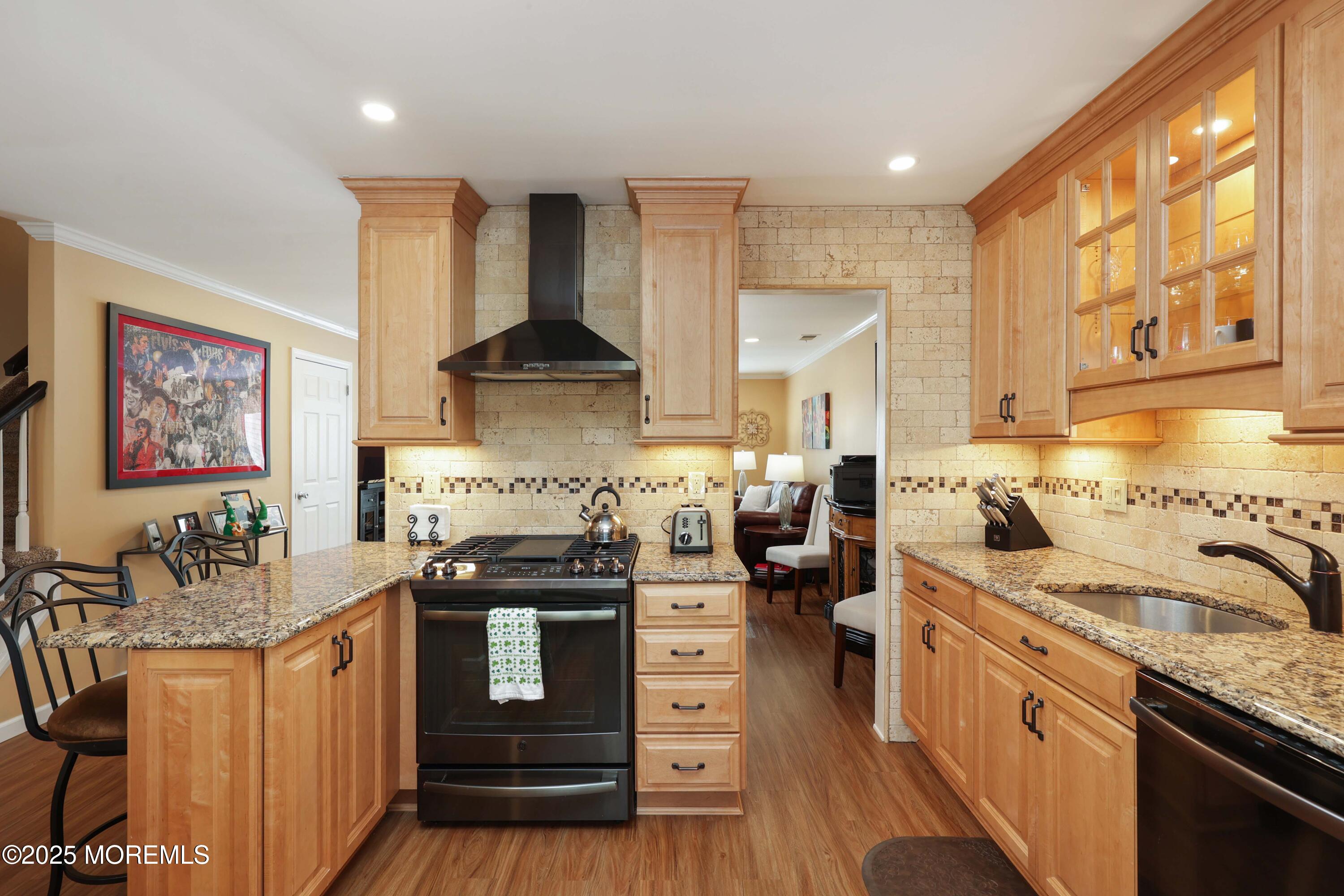 215 Haverford Court, Aberdeen, New Jersey image 11