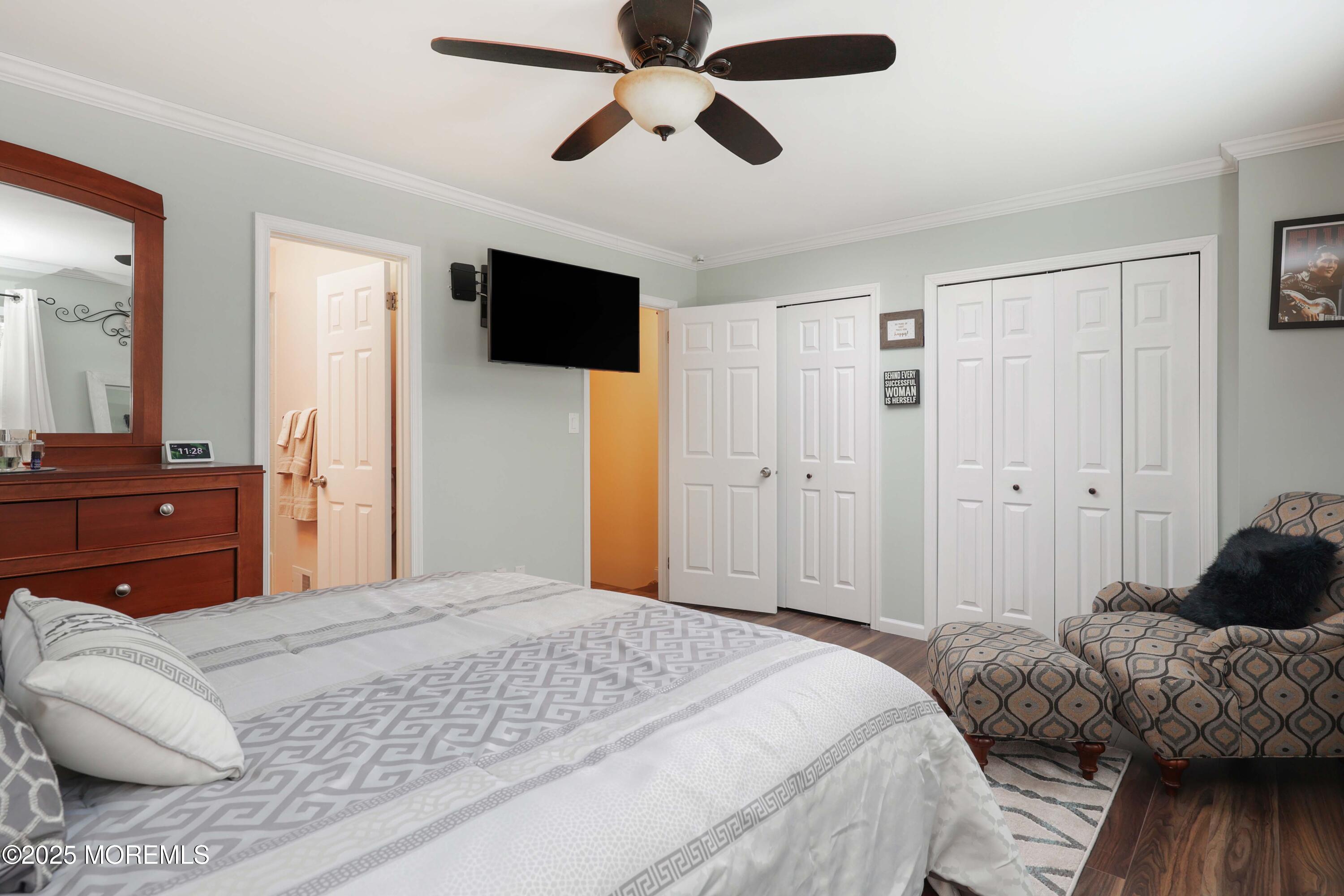215 Haverford Court, Aberdeen, New Jersey image 20