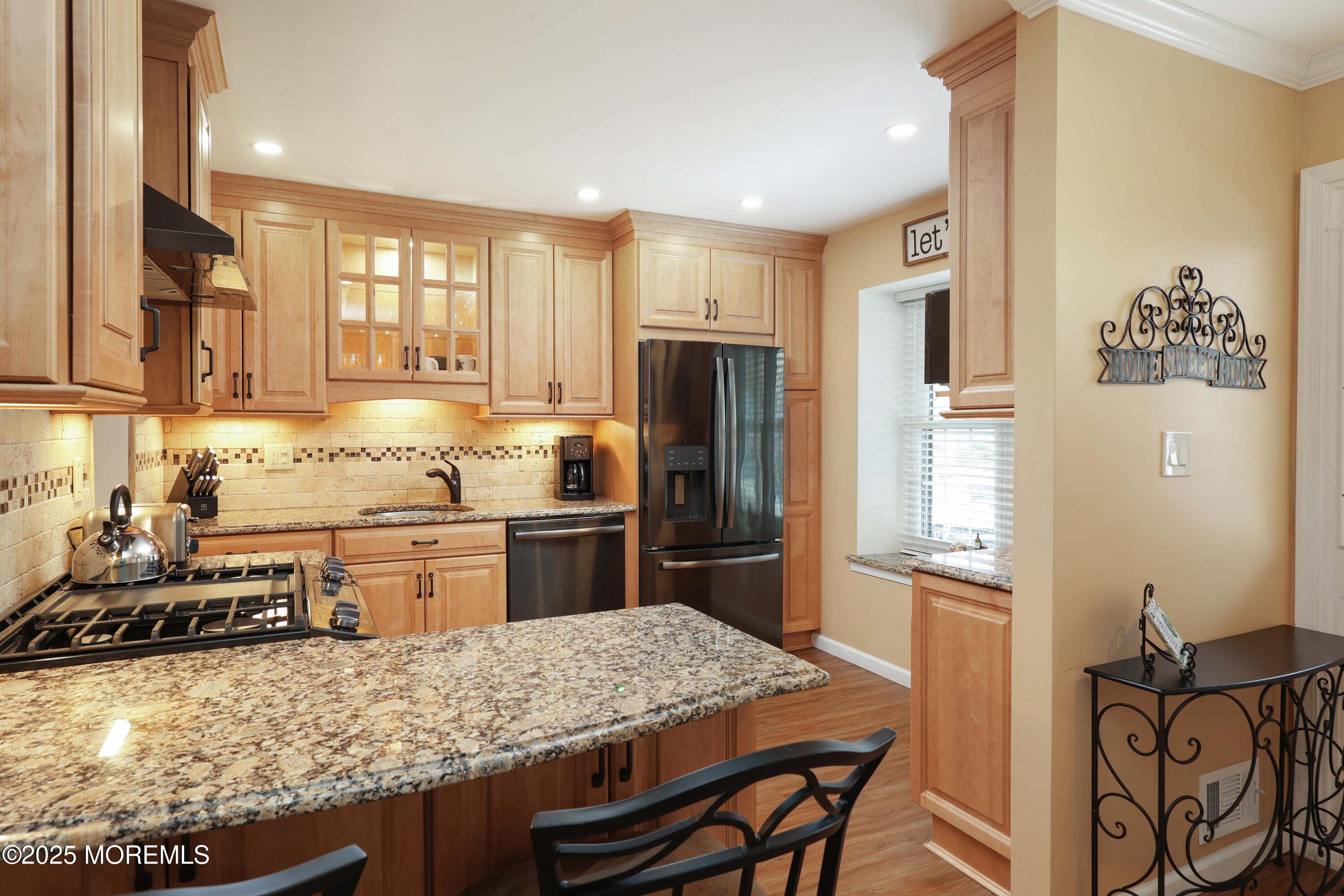 215 Haverford Court, Aberdeen, New Jersey image 9
