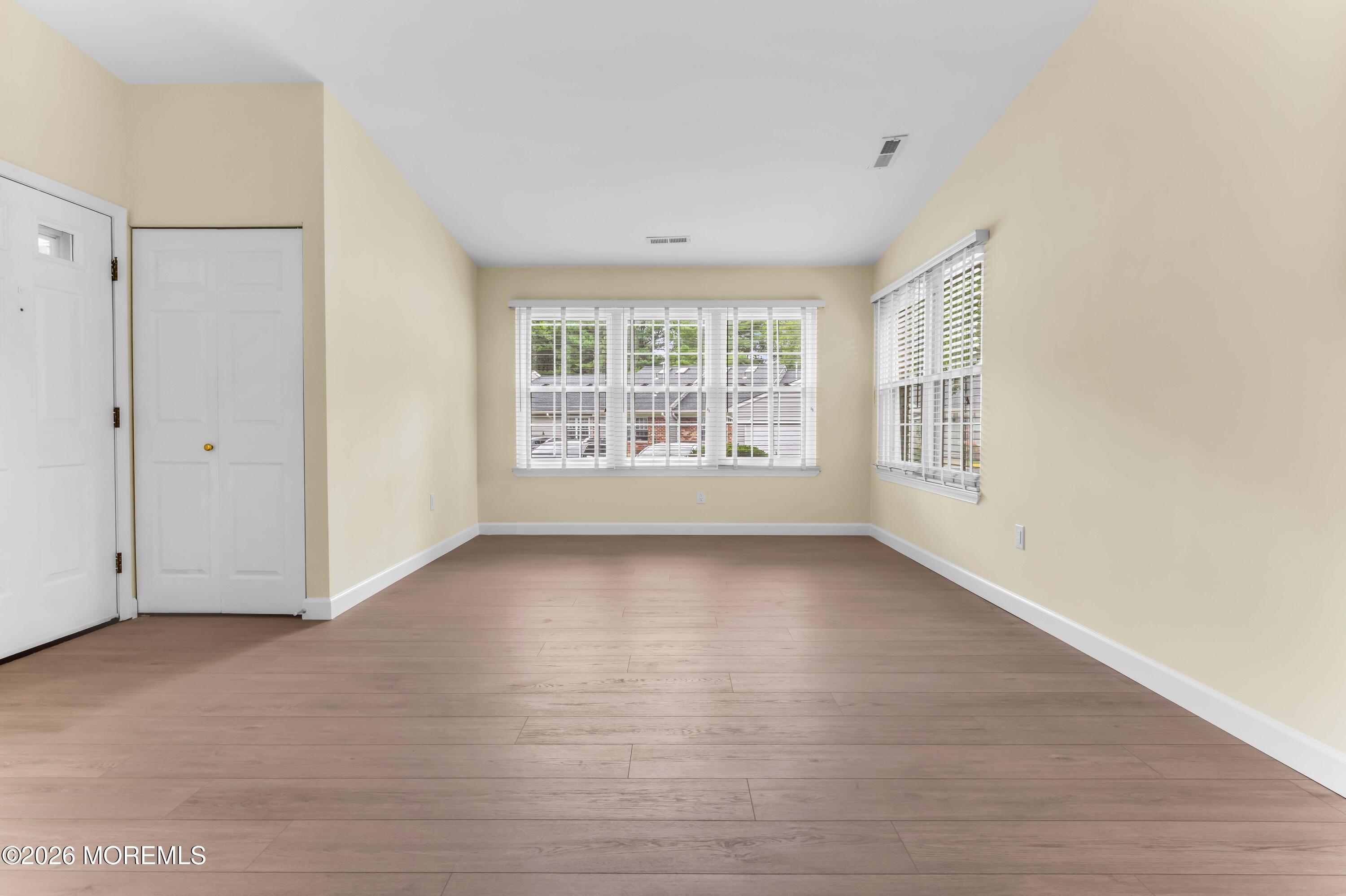 100 Viburnum Terrace 300