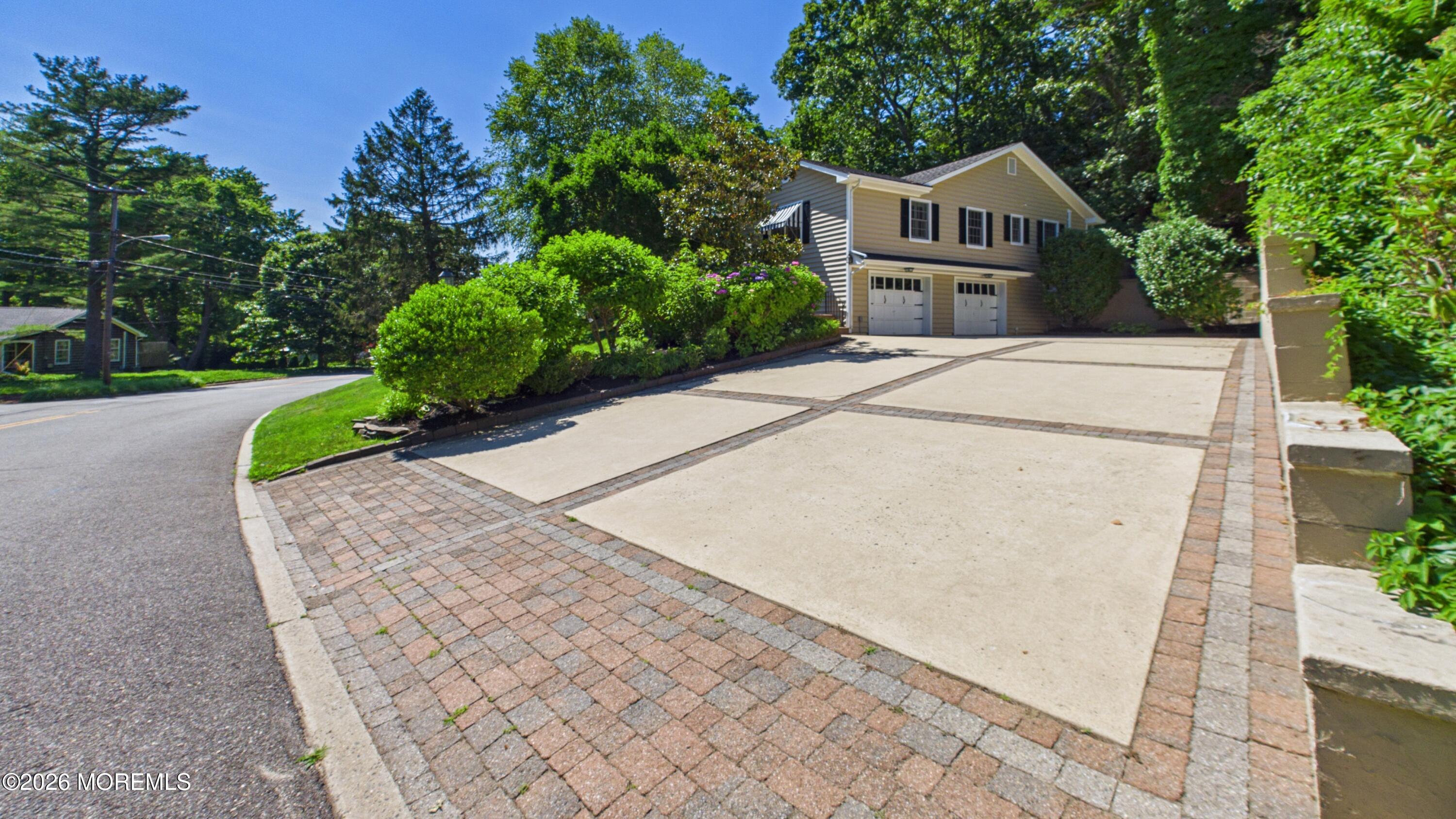 616 Valley Road