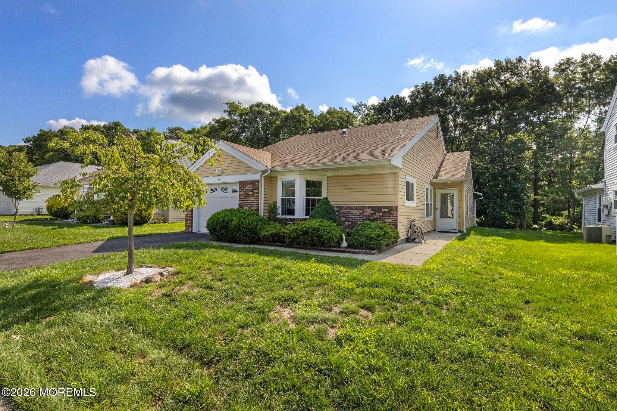 40 Pine Oak Boulevard