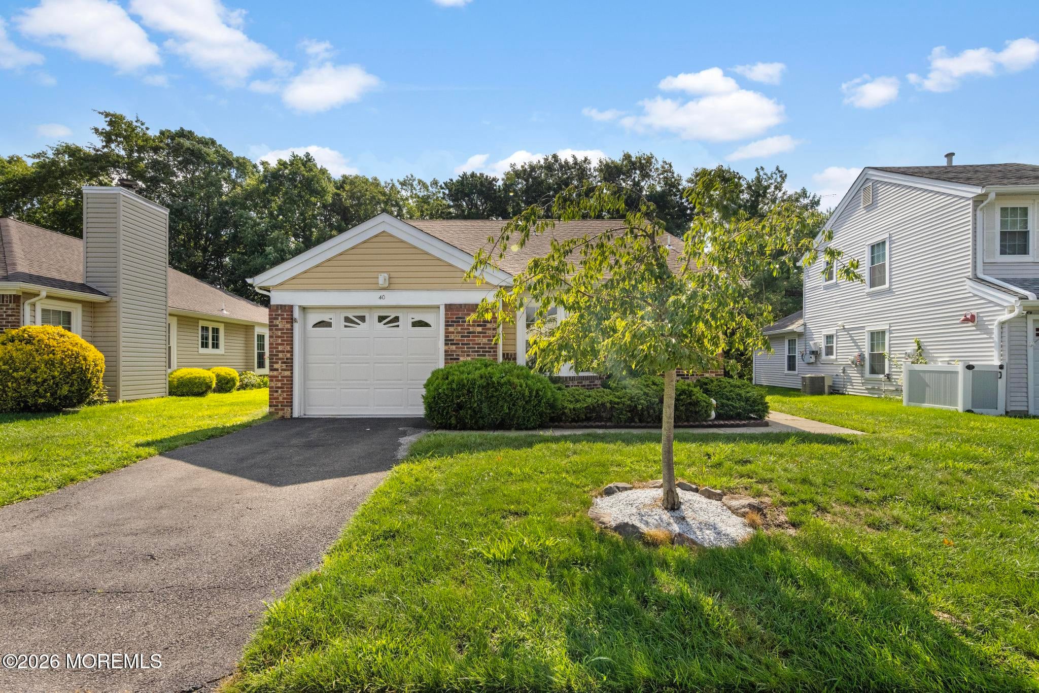 40 Pine Oak Boulevard