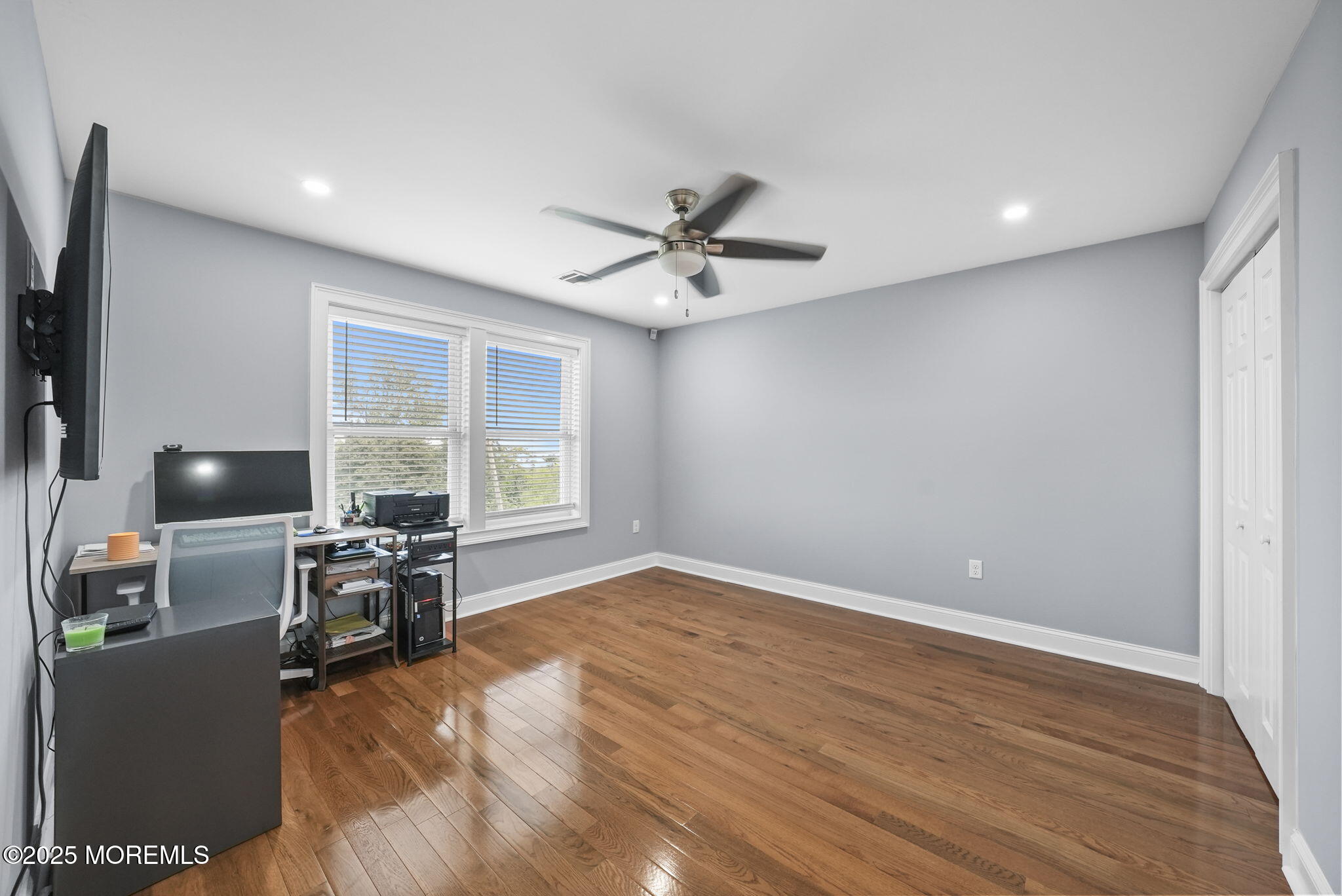 814 Brook Avenue, Union Beach, New Jersey image 31