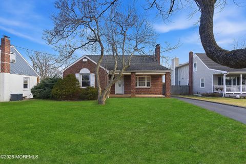 8 Sutphin Avenue Matawan NJ 07747
