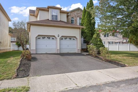 18 Egret Lane Marlboro NJ 07746