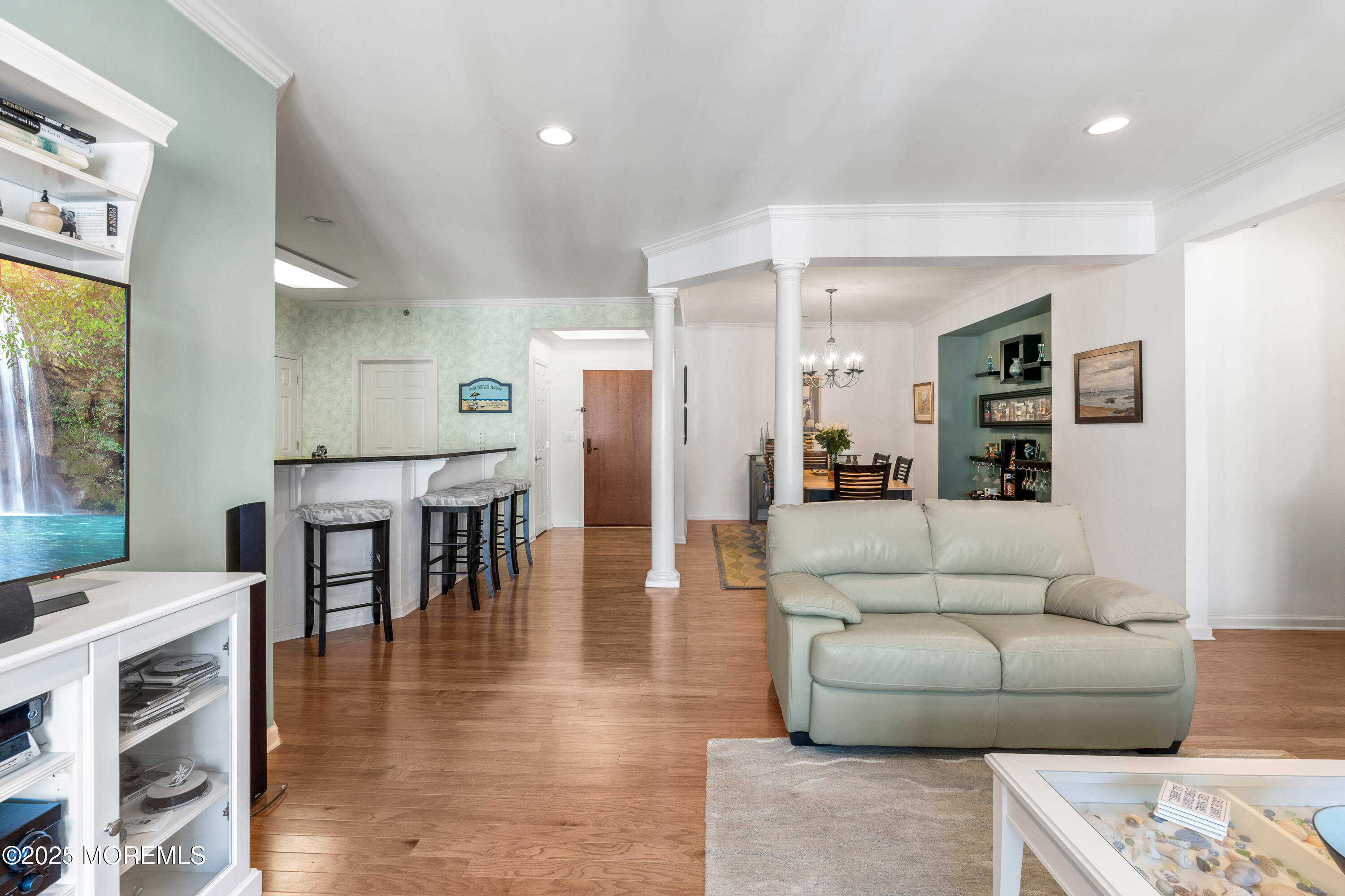 33 Cooper Avenue 410