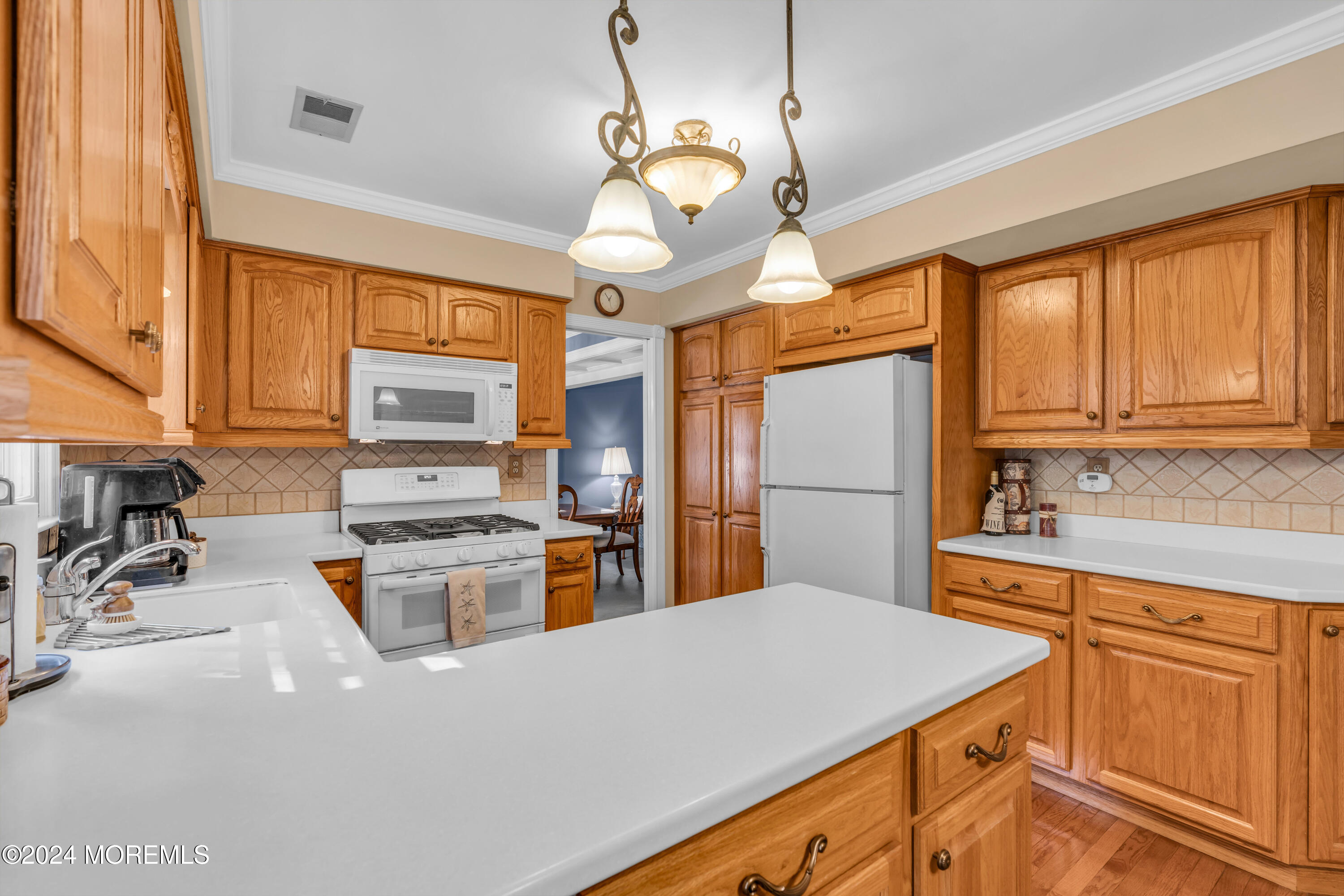 142 Huddy Drive, Toms River, New Jersey image 18