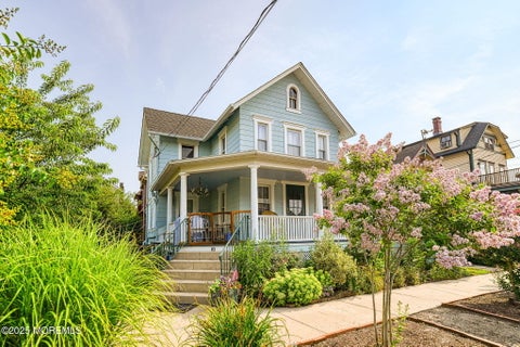 Photo for 83 Broadway