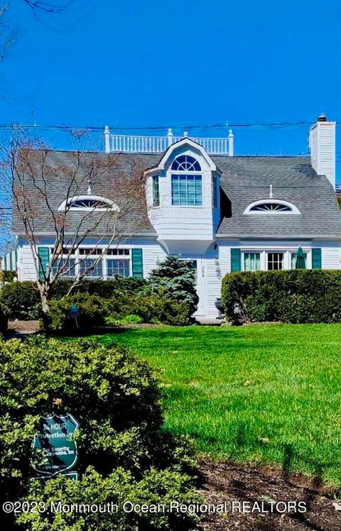 Homes For Rent - 208 Passaic Avenue<br/> Spring Lake, NJ 07762