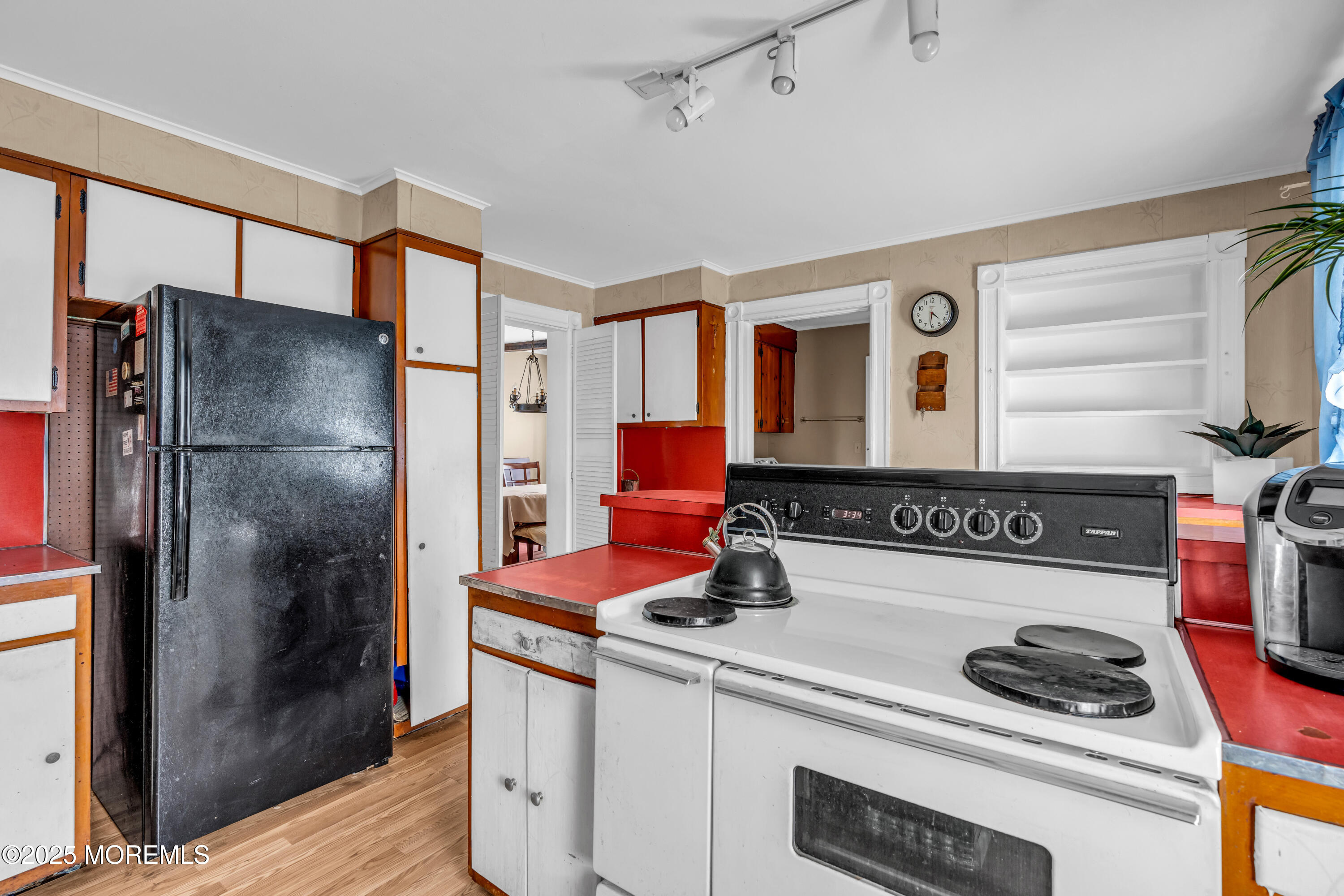 805 Ashley Avenue, Brielle, New Jersey image 6