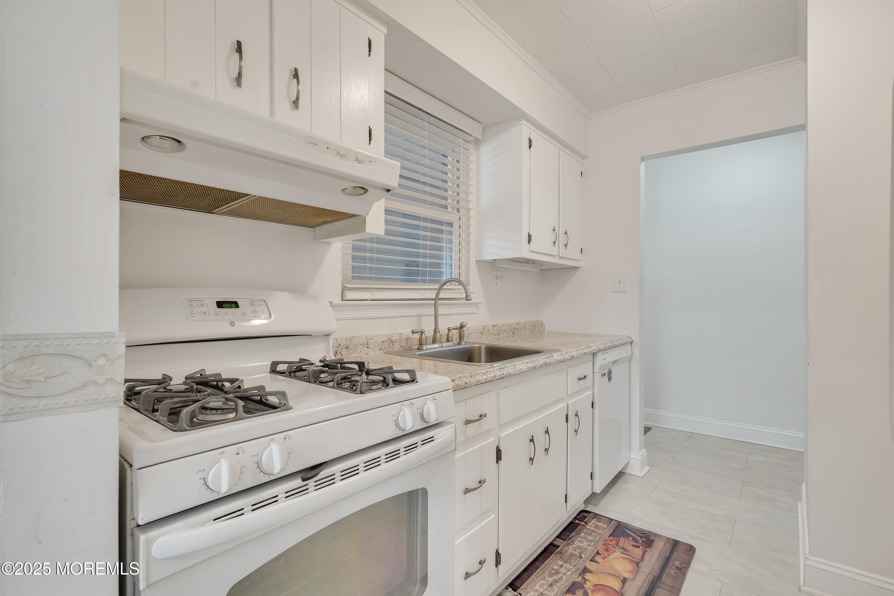 474C Laurel Brook Drive #4403, Brick, New Jersey image 6