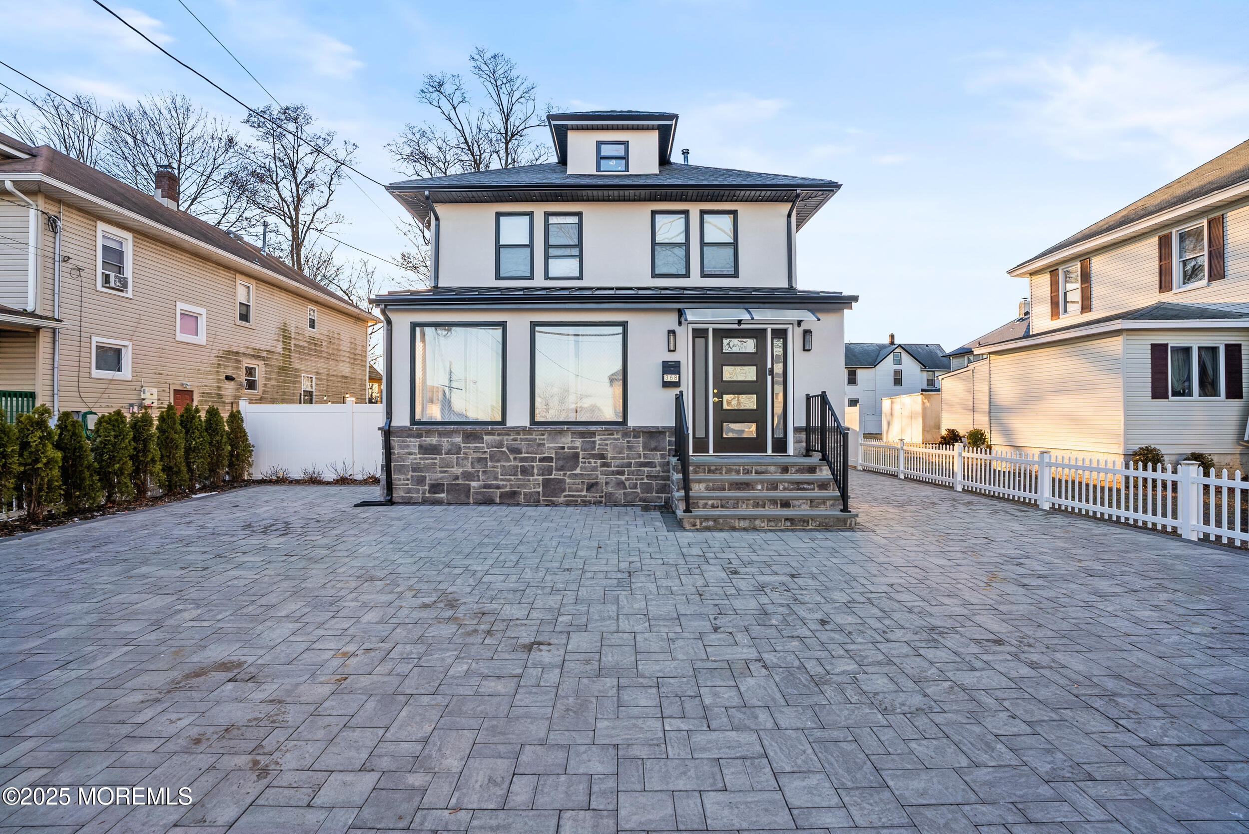 368 Shrewsbury Avenue